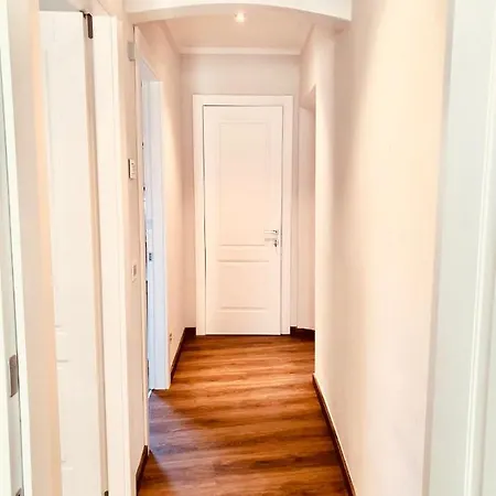 The Square Of Miracles アパート *